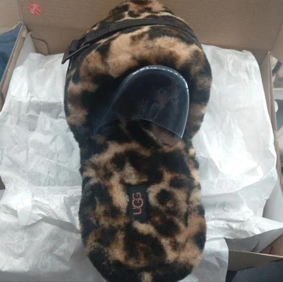 🐆 UGG Fluffita Slides 🐆
